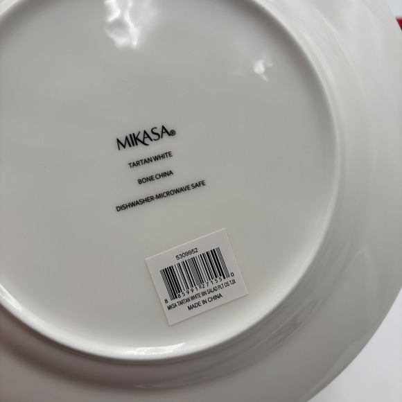 Mikasa Christmas White Tartan Plaid Dinner and Salad Plate Set Holiday Tableware - Picture 9 of 9